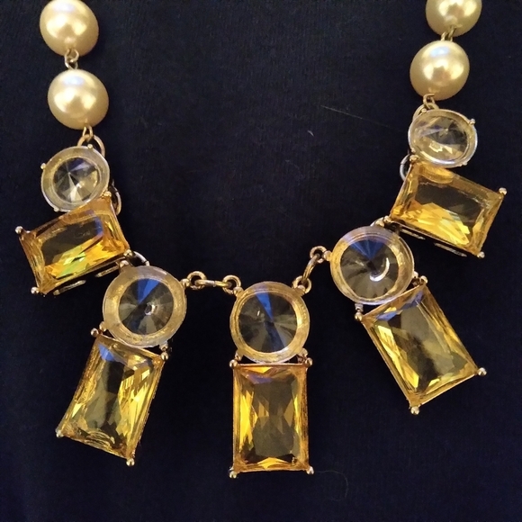 3 statement necklaces (2 signed) - Picture 8 of 11